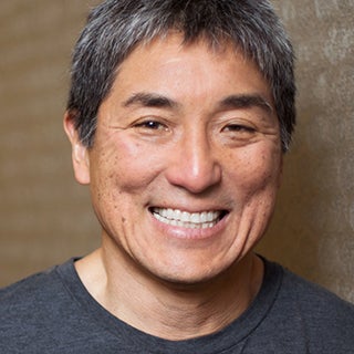A headshot of UCLA alum Guy Kawasaki